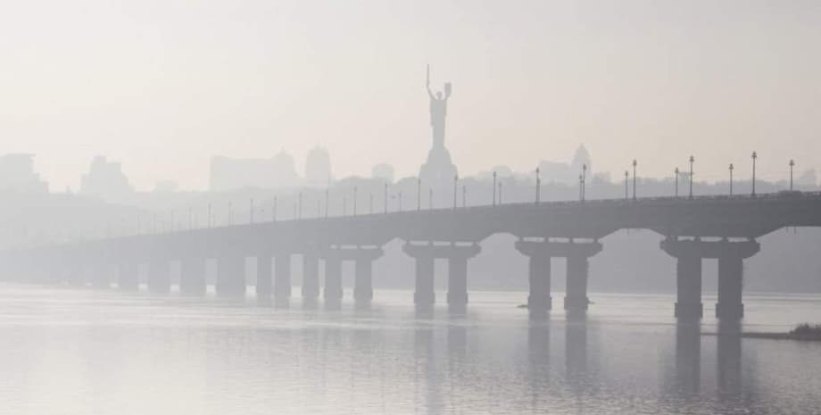 Киев возглавил мировой рейтинг городов с самым грязным воздухом: норма превышена в 18,3 раза (фото)