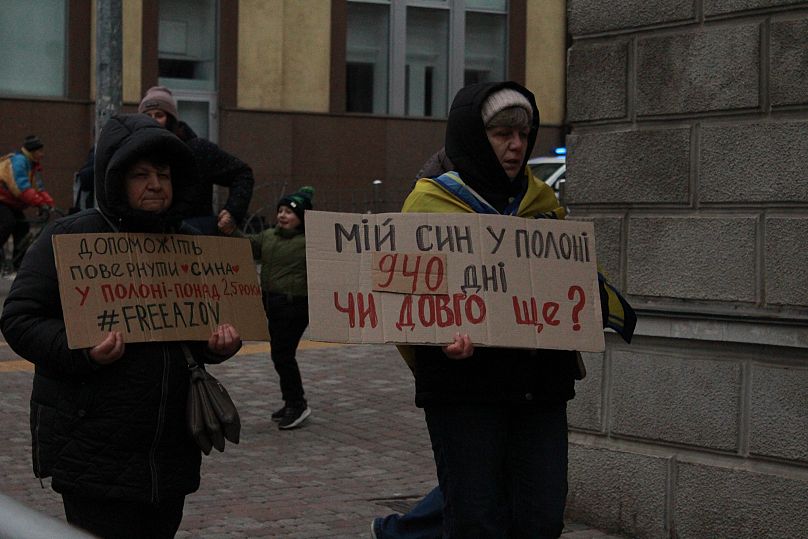 Матери украинских военнопленных на митинге в Киеве, 22 декабря 2024 года.